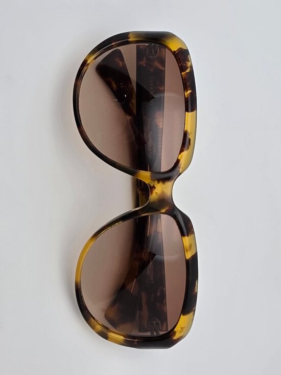 Vera Wang V210 Tokyo Tortoise Frame Light Brown Gradient Lens Sunglasses Italy main image 9